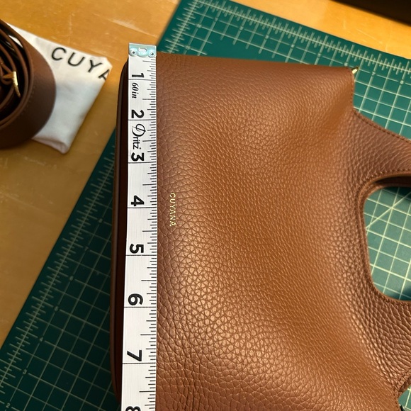 Cuyana Mini System Tote in Dark Chestnut - Picture 9 of 11